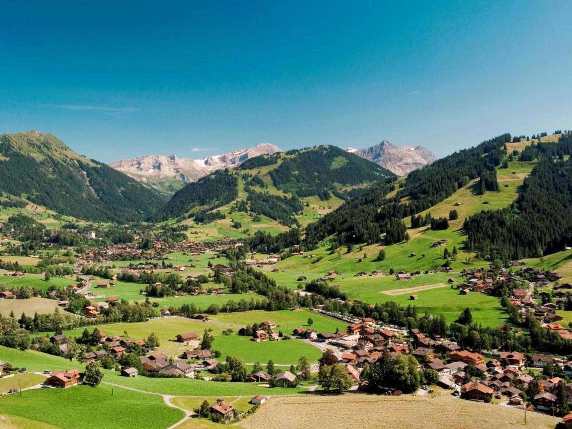 Apartment Fluehuesli By Interhome Gstaad Esterno foto
