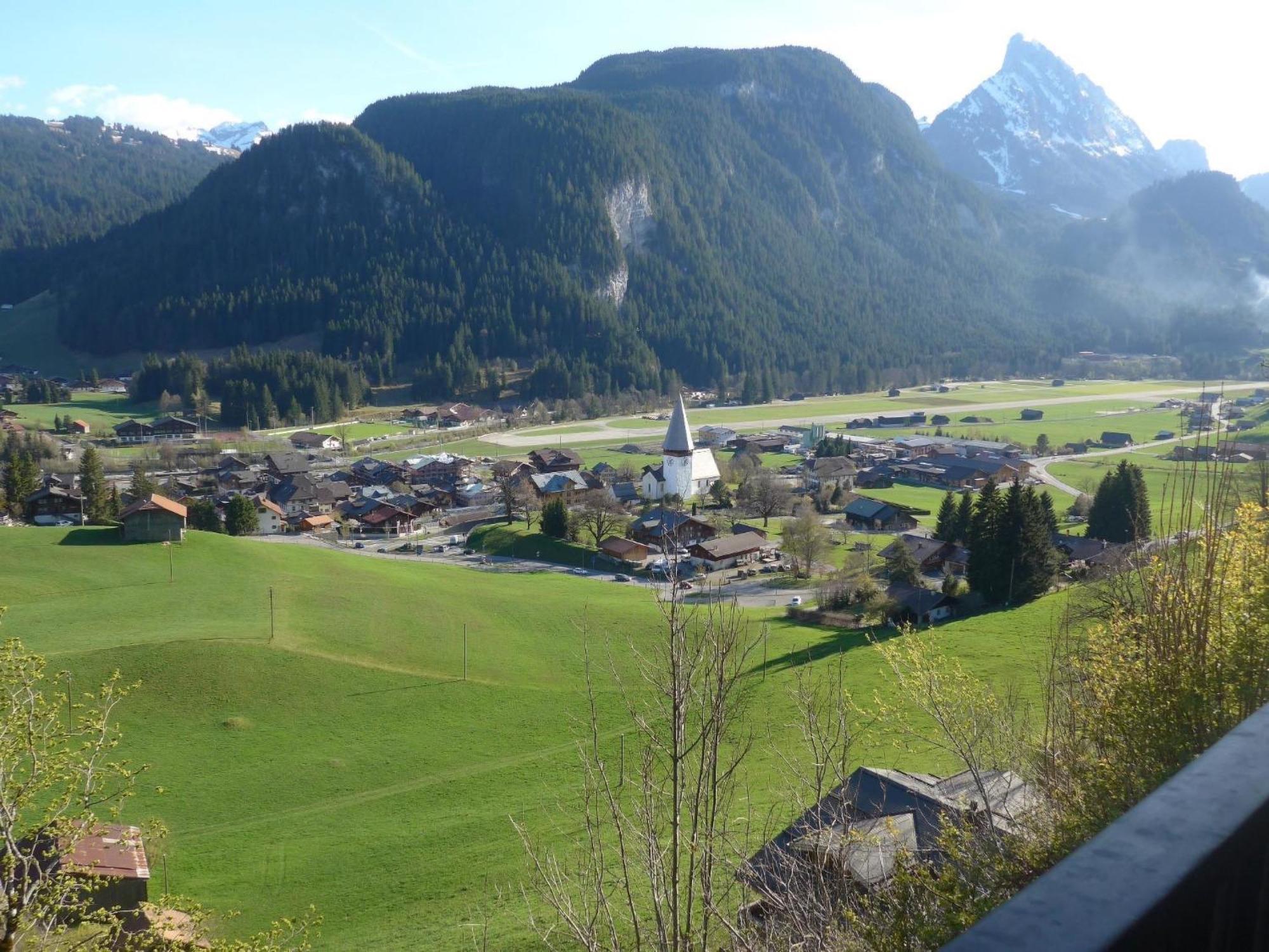 Apartment Fluehuesli By Interhome Gstaad Esterno foto